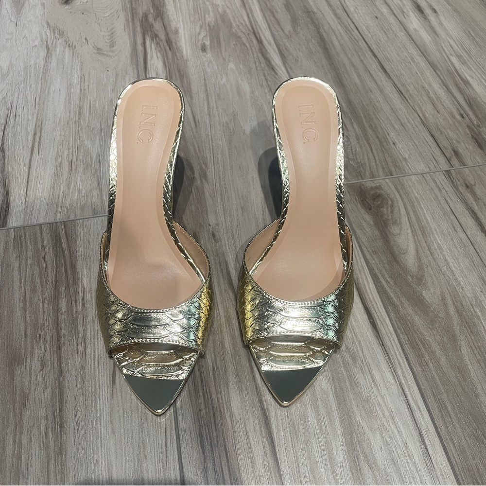 INC International Concepts Women's Metallic Gold Heels